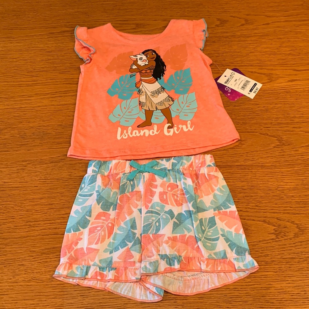NWT Disney 2 piece outfit, 18 month